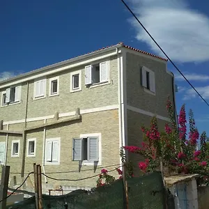 Bella Vista Gasthuis Himare