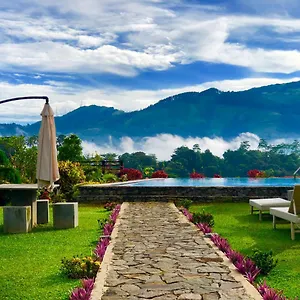 Elegant Hotel Kandy